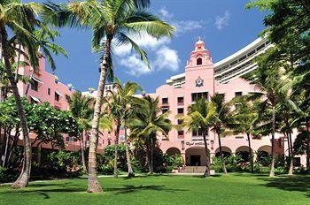 The Royal Hawaiian Resort Honolulu 2259 Kalakaua Avenue