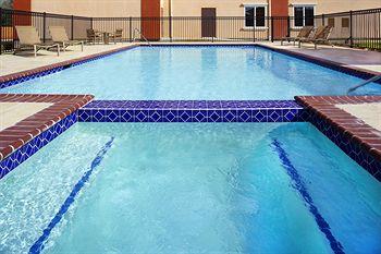 Four Points Hotel Houston Hobby Airport 8720 Gulf Freeway