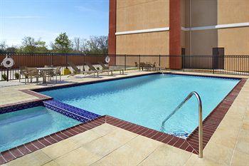 Four Points Hotel Houston Hobby Airport 8720 Gulf Freeway