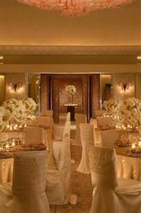 Four Seasons Hotel Houston 1300 Lamar Street