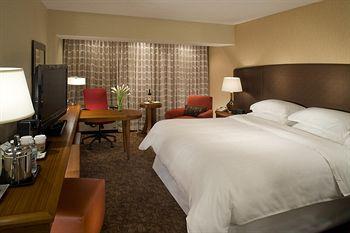 Sheraton Hotel Iowa City 210 S Dubuque St