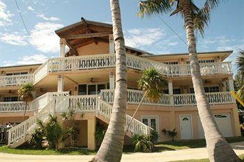 Coconut Cove Resort and Marina 84801 Overseas Hwy. 