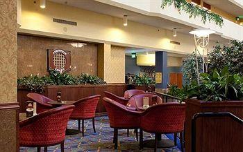 Capitol Plaza Hotel Jefferson City 415 West McCarty Street