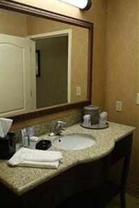 Hampton Inn & Suites Sevierville Kodak 105 Stadium Drive