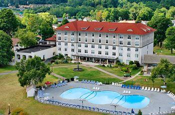 Fort William Henry Resort Lake George 48 Canada Street