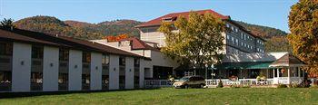 Fort William Henry Resort Lake George 48 Canada Street