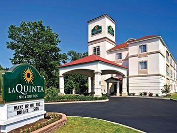 La Quinta Inn & Suites Latham - Albany Airport 833 New Loudon Rd