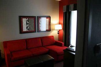 Homewood Suites Leesburg (Virginia) 115 Fort Evans Road N.E.