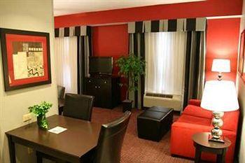 Homewood Suites Leesburg (Virginia) 115 Fort Evans Road N.E.