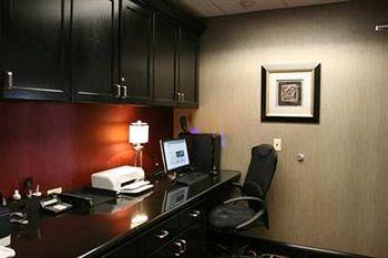 Homewood Suites Leesburg (Virginia) 115 Fort Evans Road N.E.