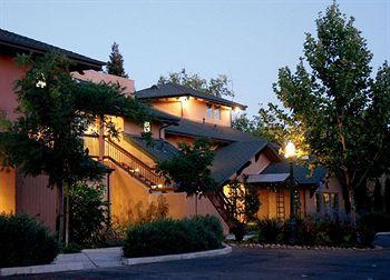 Wine & Roses Hotel Lodi (California) 2505 W. Turner Road