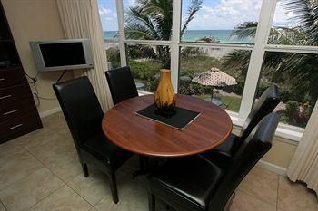 The Beach Resorts Longboat Key 3465 Gulf of Mexico Drive