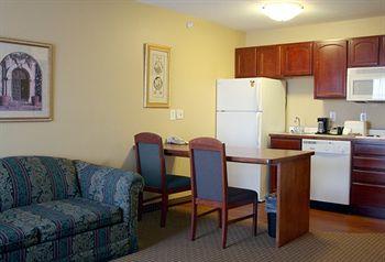 Grandstay Residential Suites Saint Cloud 213 6Th Avenue South