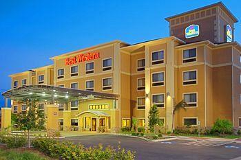 Best Western Inn & Suites Palo Alto San Antonio 12507/ 2926 SW Loop 410