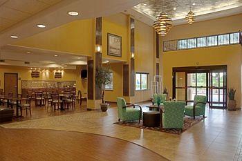 Best Western Inn & Suites Palo Alto San Antonio 12507/ 2926 SW Loop 410