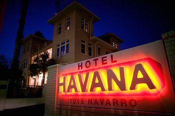 Hotel Havana San Antonio 1015 Navarro Street