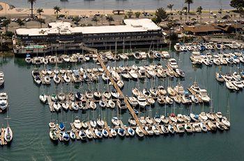 Bay Club Marina and Hotel San Diego 2131 Shelter Island Drive