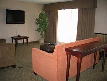 Embassy Suites San Luis Obispo 333 Madonna Road