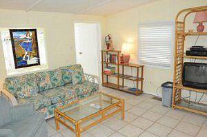 Gulf Breeze Cottages Sanibel Island 1081 Shell Basket Ln.