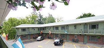 Saratoga Community Court Motel 248 Broadway