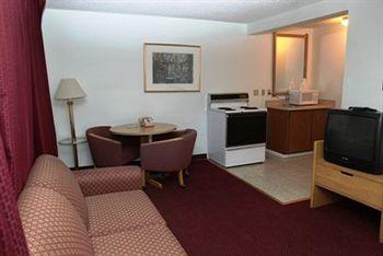 Crest Motor Inn SeaTac 18845 International Blvd