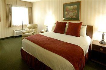 Livinn Suites Sharonville 11385 Chester Road