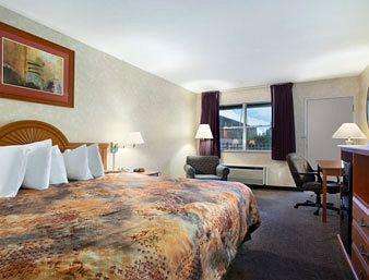 Ramada Hotel City Centre Sioux City 130 Nebraska Street