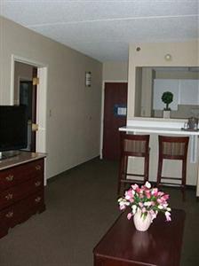 Hampton Inn Cleveland Solon 6035 Enterprise Parkway