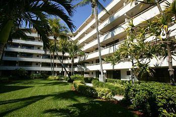 Golden Strand Ocean Villa Resort Sunny Isles Beach 17901 Collins Ave