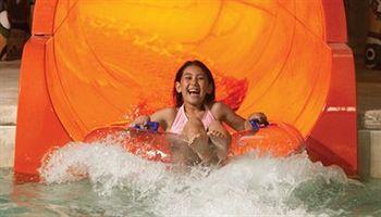 Great Wolf Lodge Traverse City 3575 North Us Highway 31 S