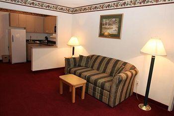 GuestHouse International Inn & Suites Tumwater 1600 74th Ave SW