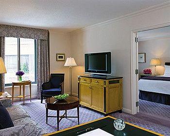 Four Seasons Hotel Washington D.C. 2800 PENNSYLVANIA AVE NW