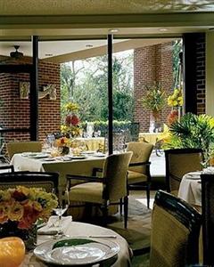 Four Seasons Hotel Washington D.C. 2800 PENNSYLVANIA AVE NW