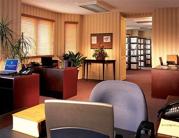 Sheraton Suites Wilmington (Delaware) 422 Delaware Avenue