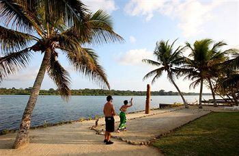 Poppy's On The Lagoon Resort Port Vila PO Box 920