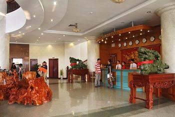 Asean Hotel Ha Long Bai Chay (Hau Can) Road