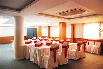 Star View Hotel Hanoi 120 Quan Thanh Street, Ba Dinh District