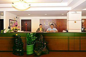 Caesar Hotel Ho Chi Minh City 34-36 An Duong Vuong, District 5