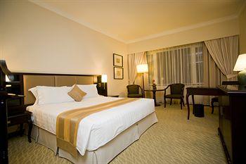 Hotel Equatorial Ho Chi Minh City 242 Tran Binh Trong District 5