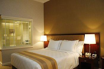 Hotel Equatorial Ho Chi Minh City 242 Tran Binh Trong District 5