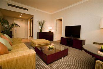 Hotel Equatorial Ho Chi Minh City 242 Tran Binh Trong District 5