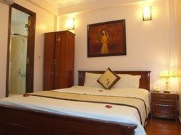 Holiday Hotel Hue 8/14 Nguyen Cong Tru