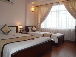 Holiday Hotel Hue 8/14 Nguyen Cong Tru