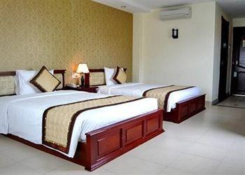 Sunny Hotel Nha Trang 96/2 Tran Phu Street