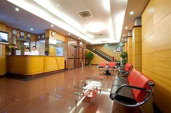 Nhat Thanh hotel Nha Trang 57-59-61Phan Boi Chau Street