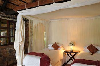 Thorn Tree River Lodge Livingstone Inside Mosi Oa Park