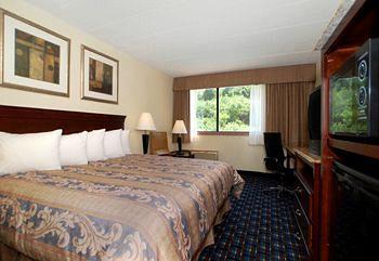 Best Western Inn & Suites Reading Shillington 2299 Lancaster Pike