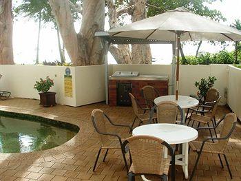 Marlin Waters Beachfront Apartments Cairns 131-133 Williams Esplanade Palm Cove