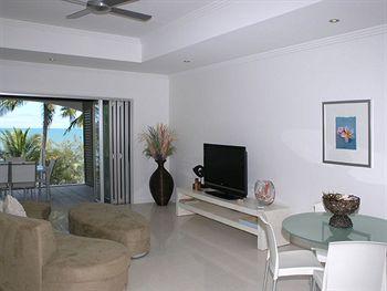 Island Views Apartments Cairns 79-81 Williams Esplanade Palm Cove