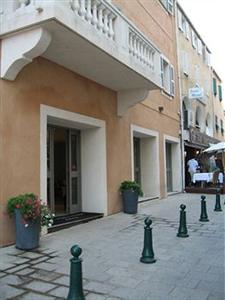 Hotel Perla Rossa L'Ile-Rousse 30 Rue Notre Dame